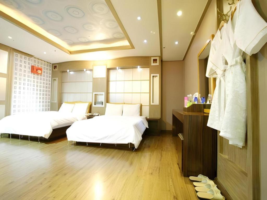 Hotel Head-One Uijeongbu Eksteriør bilde