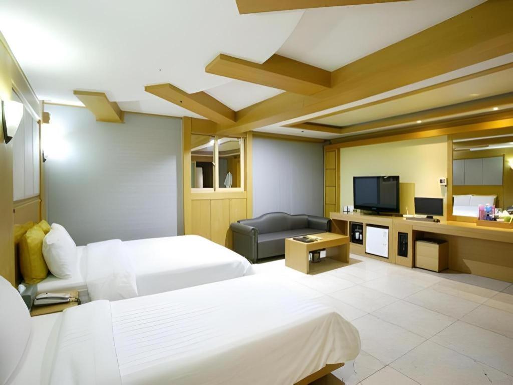 Hotel Head-One Uijeongbu Eksteriør bilde